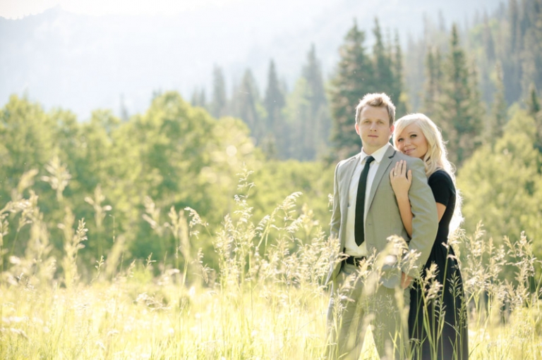 EK-Studios-Wedding-Photographer-Engagements-in-the-mountains001-Blog(pp_w768_h511)