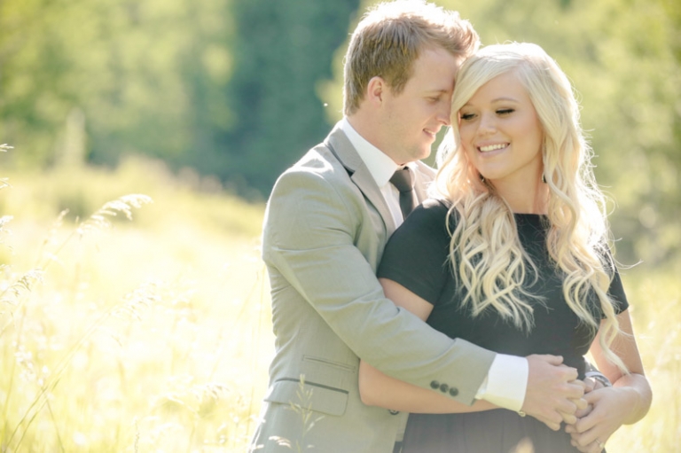 EK-Studios-Wedding-Photographer-Engagements-in-the-mountains010-Blog(pp_w768_h511)