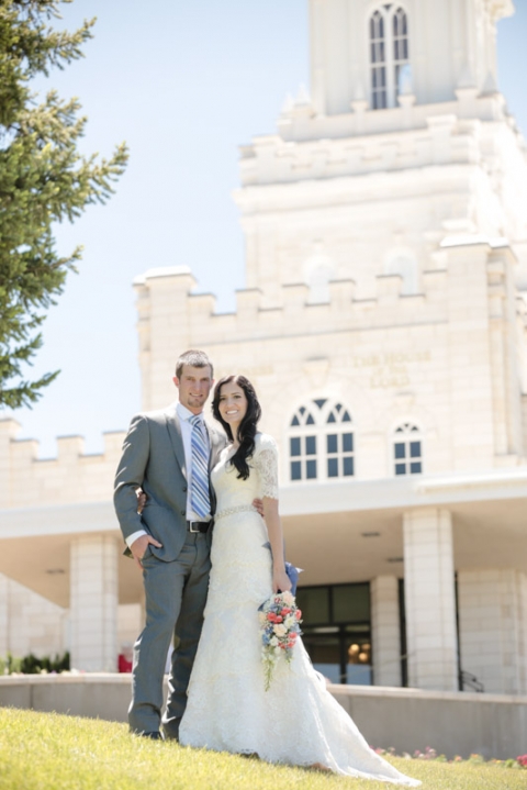 EK-Studios-Wedding-Photographer-Manti-Temple-Wedding-summer038-Blog(pp_w480_h719)