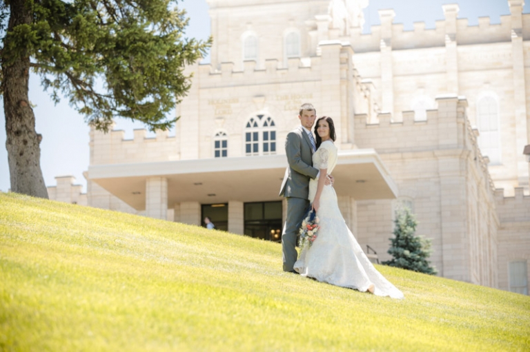 EK-Studios-Wedding-Photographer-Manti-Temple-Wedding-summer040-Blog(pp_w768_h511)