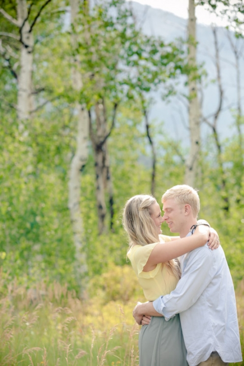 EK-Studios-Wedding-Photographer-Mountain-Engagements005-Blog(pp_w480_h720)