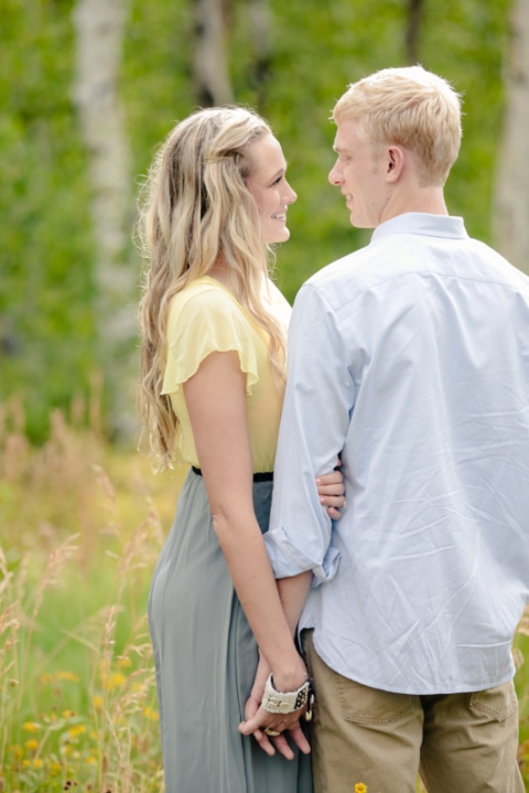 EK-Studios-Wedding-Photographer-Mountain-Engagements007-Blog(pp_w480_h719)
