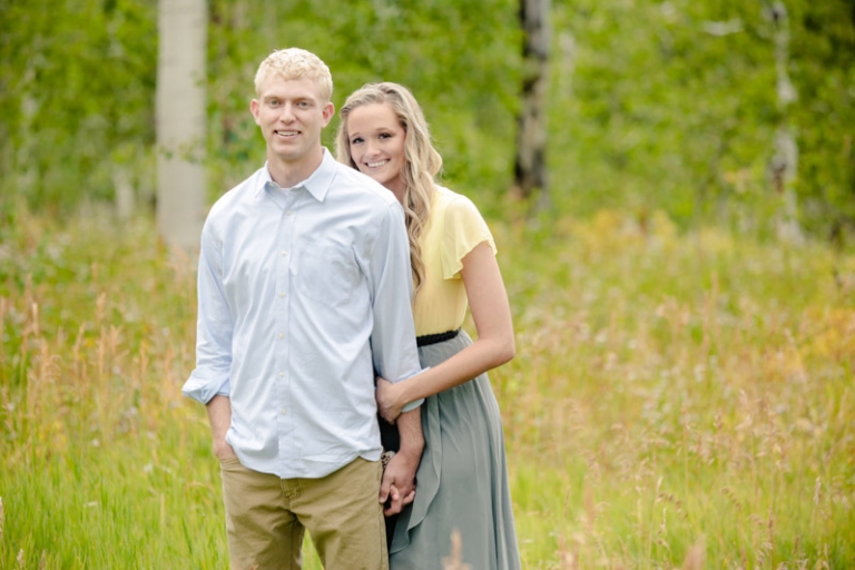 EK-Studios-Wedding-Photographer-Mountain-Engagements008-Blog(pp_w768_h512)