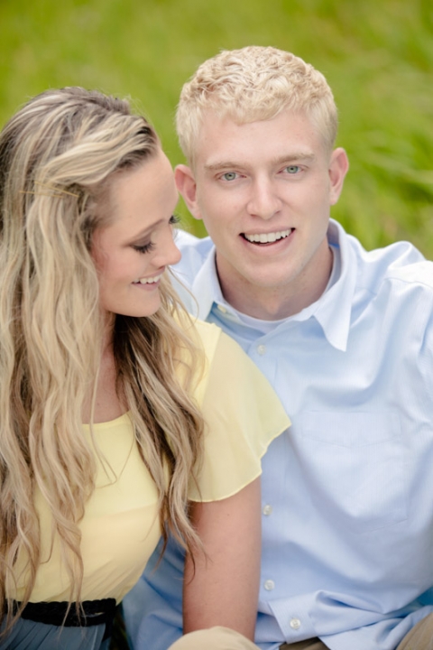 EK-Studios-Wedding-Photographer-Mountain-Engagements009-Blog(pp_w480_h720)