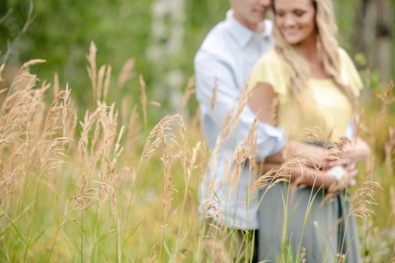 EK-Studios-Wedding-Photographer-Mountain-Engagements011-Blog(pp_w768_h512)