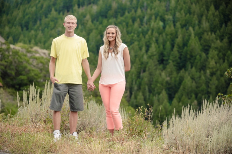 EK-Studios-Wedding-Photographer-Mountain-Engagements027-Blog(pp_w768_h511)
