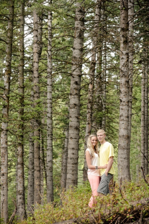 EK-Studios-Wedding-Photographer-Mountain-Engagements030-Blog(pp_w480_h720)
