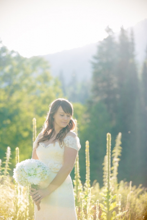 EK-Studios-Wedding-Photographer-Mountain-meadow-bridals-in-the-woods008-Blog(pp_w480_h720)