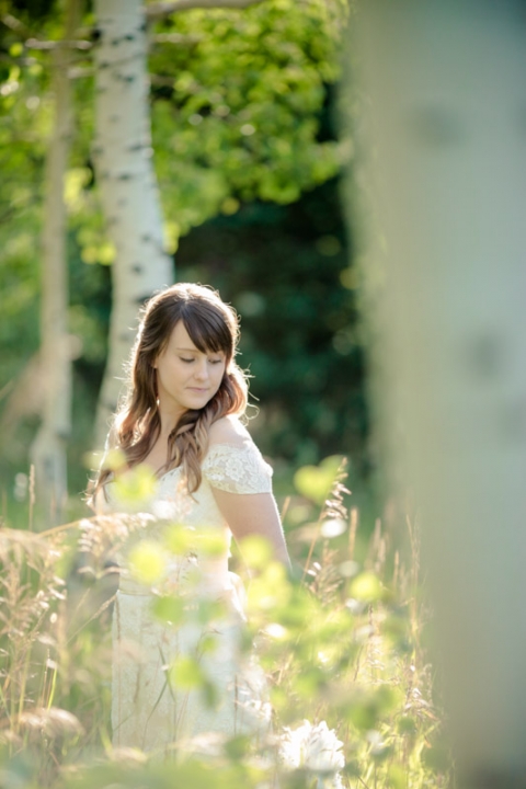 EK-Studios-Wedding-Photographer-Mountain-meadow-bridals-in-the-woods014-Blog(pp_w480_h720)