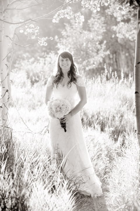 EK-Studios-Wedding-Photographer-Mountain-meadow-bridals-in-the-woods020-Blog(pp_w480_h720)