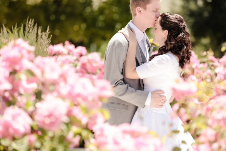 EK-Studios-Wedding-Photographer-Provo-Temple-wedding022-Blog(pp_w768_h511)