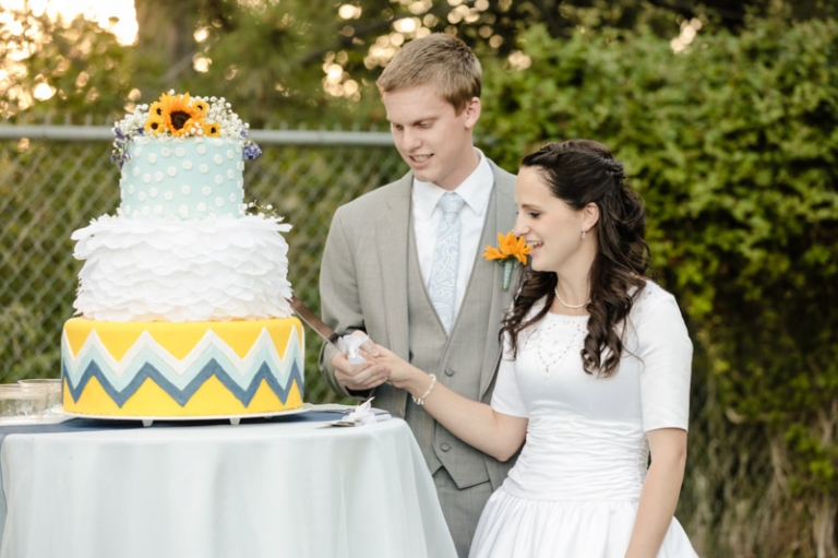 EK-Studios-Wedding-Photographer-Provo-Temple-wedding050-Blog(pp_w768_h511)