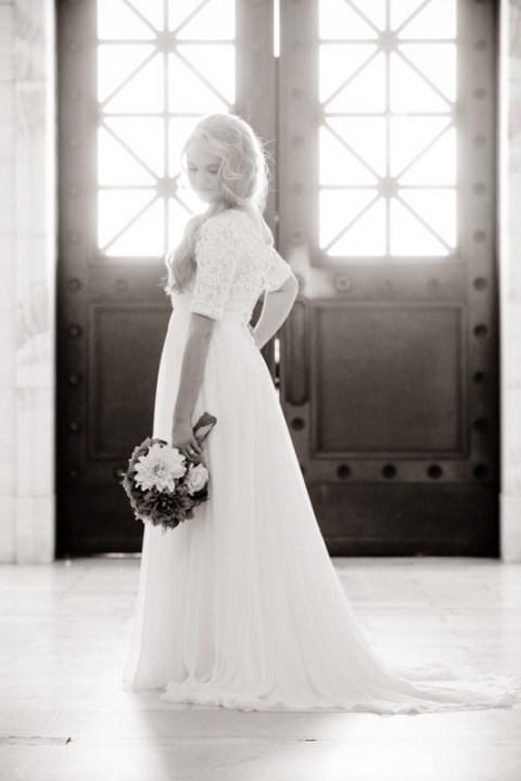 EK-Studios-Wedding-Photographer-SLC-Bridals020-Blog(pp_w480_h720)