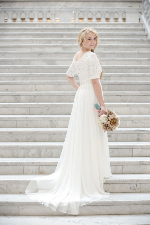 EK-Studios-Wedding-Photographer-SLC-Bridals029-Blog(pp_w480_h720)