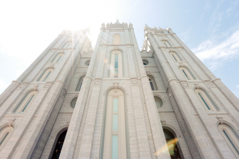 EK-Studios-Wedding-Photographer-SLC-Temple002-Blog(pp_w768_h511)