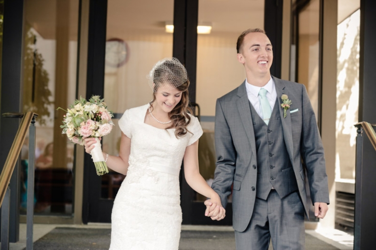 EK-Studios-Wedding-Photographer-SLC-Temple005-Blog(pp_w768_h511)