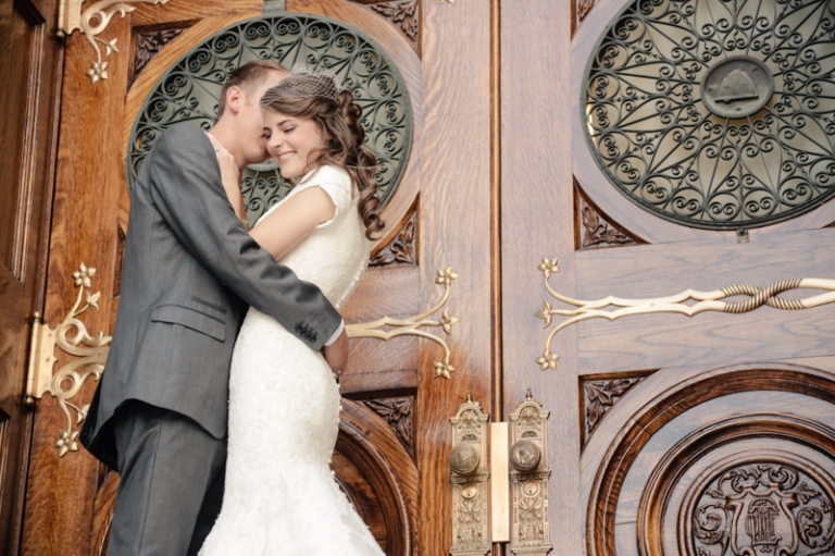 EK-Studios-Wedding-Photographer-SLC-Temple019-Blog(pp_w768_h511)