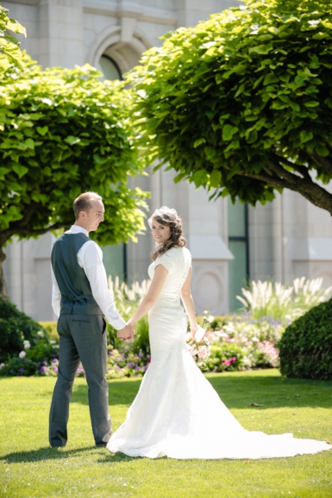 EK-Studios-Wedding-Photographer-SLC-Temple021-Blog(pp_w480_h720)
