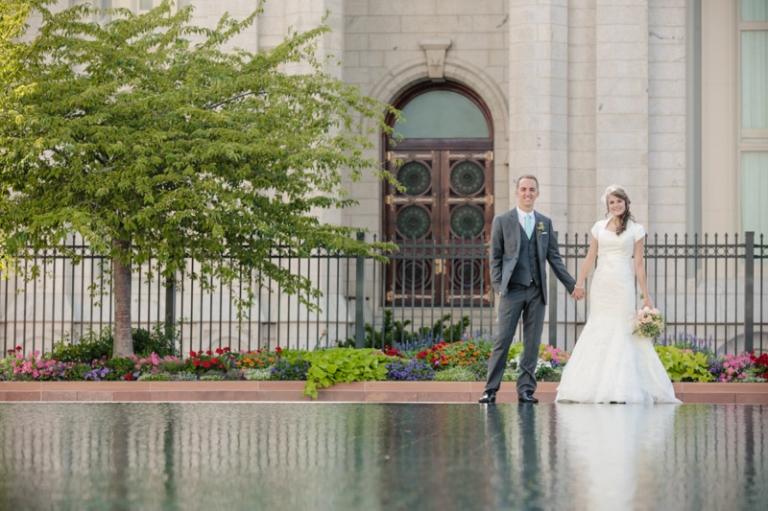 EK-Studios-Wedding-Photographer-SLC-Temple029-Blog(pp_w768_h511)