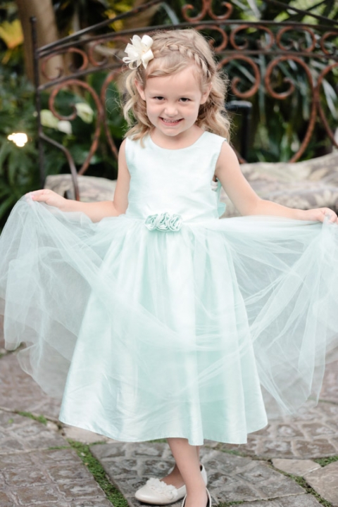 EK-Studios-Wedding-Photographer-SLC-Temple047-Blog(pp_w480_h720)