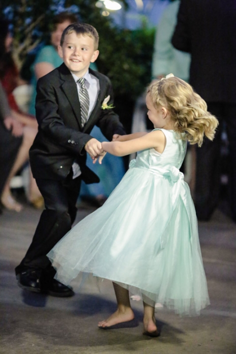 EK-Studios-Wedding-Photographer-SLC-Temple053-Blog(pp_w480_h720)