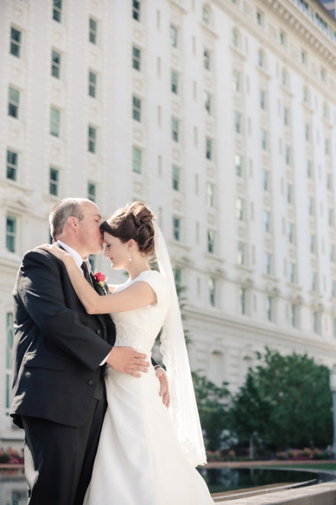 EK-Studios-Wedding-Photographer-SLC-wedding025-Blog(pp_w480_h720)