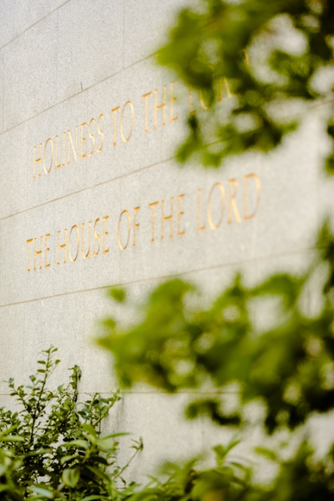 EK-Studios-Wedding-Photographer-Salt-lake-hardware-building-reception002-Blog(pp_w480_h720)