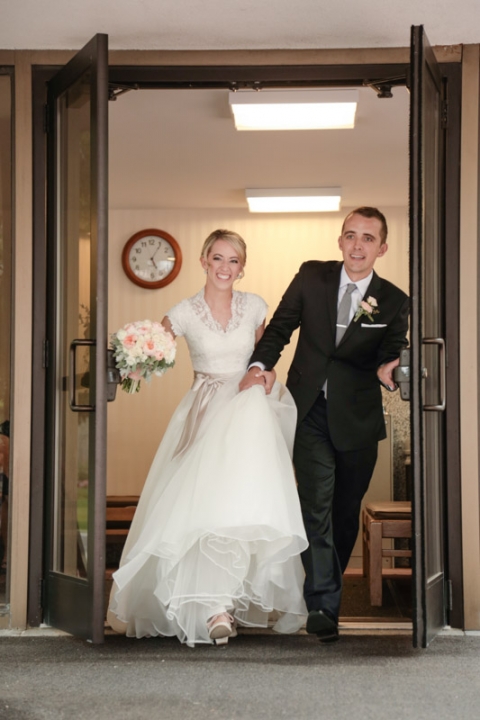 EK-Studios-Wedding-Photographer-Salt-lake-hardware-building-reception008-Blog(pp_w480_h720)