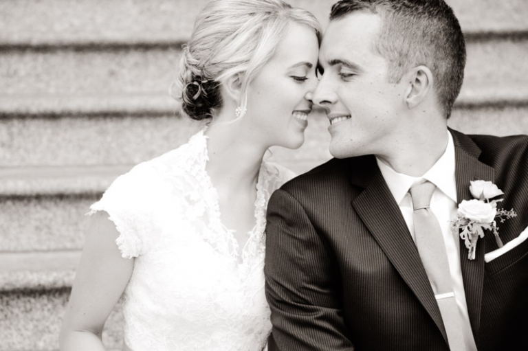 EK-Studios-Wedding-Photographer-Salt-lake-hardware-building-reception017-Blog(pp_w768_h511)