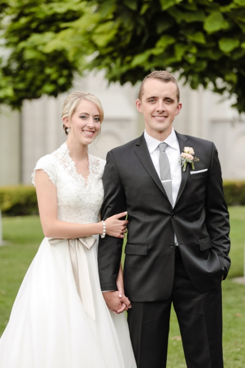 EK-Studios-Wedding-Photographer-Salt-lake-hardware-building-reception024-Blog(pp_w480_h720)