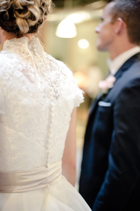 EK-Studios-Wedding-Photographer-Salt-lake-hardware-building-reception042-Blog(pp_w480_h720)