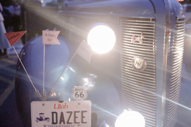 EK-Studios-Wedding-Photographer-Salt-lake-hardware-building-reception053-Blog(pp_w768_h511)