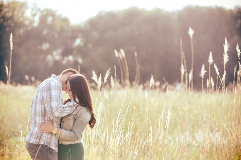 EK-Studios-Wedding-Photographer-Summer-Engagements-on-a-Dock-and-Lake001-Blog(pp_w768_h511)