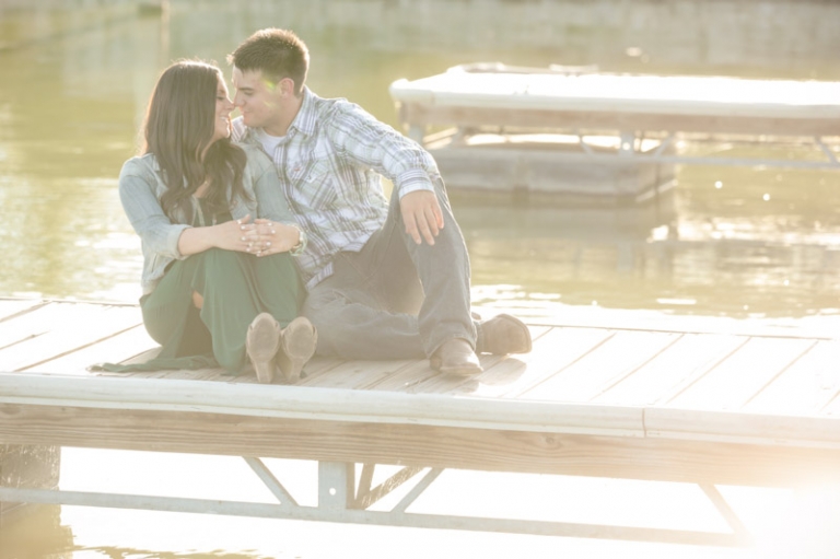 EK-Studios-Wedding-Photographer-Summer-Engagements-on-a-Dock-and-Lake018-Blog(pp_w768_h511)