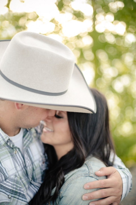 EK-Studios-Wedding-Photographer-Summer-Engagements-on-a-Dock-and-Lake035-Blog(pp_w480_h720)