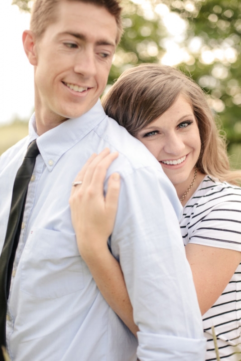 EK-Studios-Wedding-Photographer-Sunkissed-Wheat-field-Engagements015-Blog(pp_w480_h720)