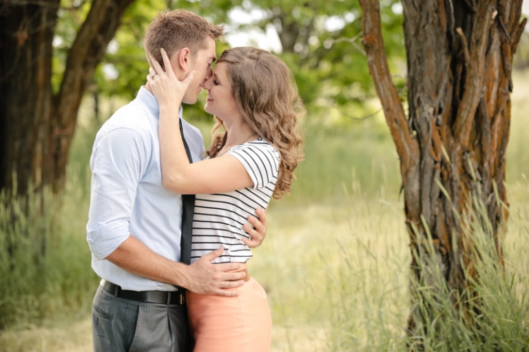 EK-Studios-Wedding-Photographer-Sunkissed-Wheat-field-Engagements019-Blog(pp_w768_h511)