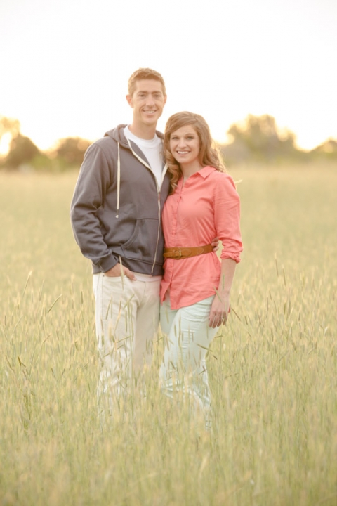 EK-Studios-Wedding-Photographer-Sunkissed-Wheat-field-Engagements033-Blog(pp_w480_h720)