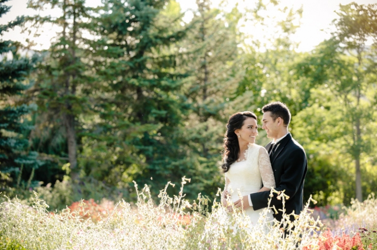 EK-Studios-Wedding-Photographer-Thanksgiving-Point-Bridals-Gardens009-Blog(pp_w768_h511)