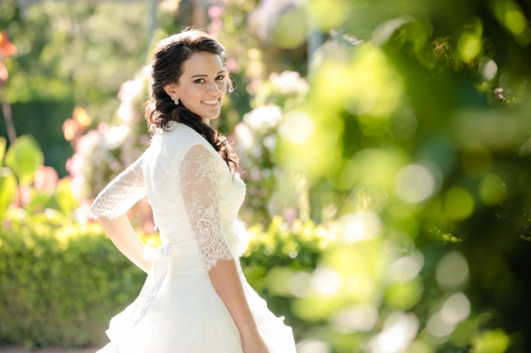 EK-Studios-Wedding-Photographer-Thanksgiving-Point-Bridals-Gardens019-Blog(pp_w768_h511)