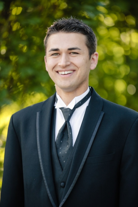 EK-Studios-Wedding-Photographer-Thanksgiving-Point-Bridals-Gardens021-Blog(pp_w480_h720)