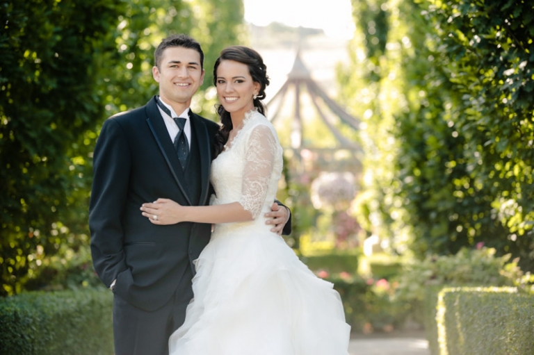 EK-Studios-Wedding-Photographer-Thanksgiving-Point-Bridals-Gardens024-Blog(pp_w768_h511)