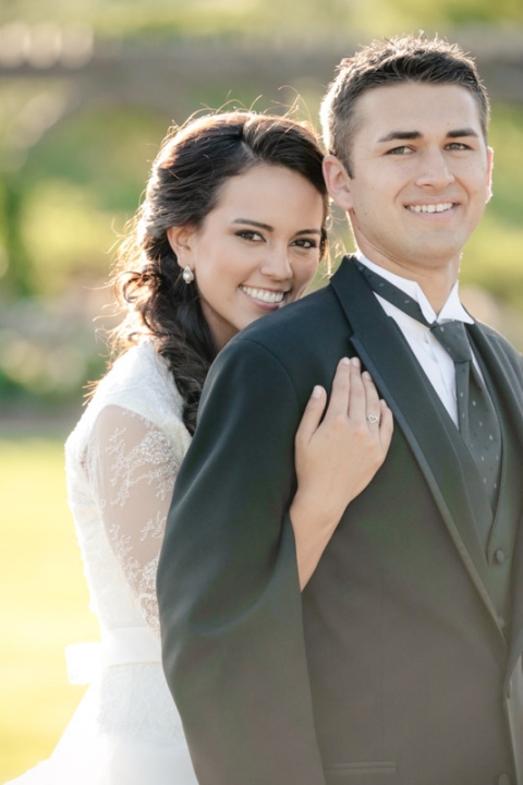 EK-Studios-Wedding-Photographer-Thanksgiving-Point-Bridals-Gardens026-Blog(pp_w480_h720)