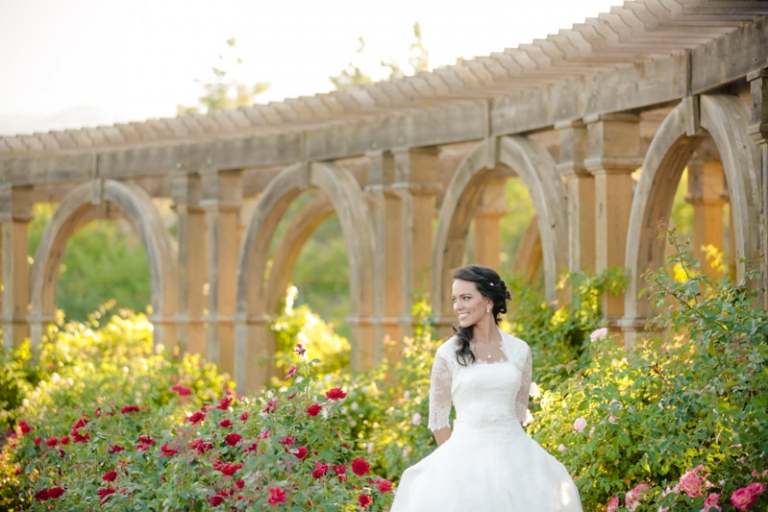 EK-Studios-Wedding-Photographer-Thanksgiving-Point-Bridals-Gardens028-Blog(pp_w768_h512)