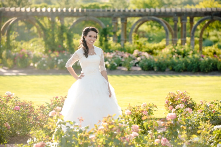 EK-Studios-Wedding-Photographer-Thanksgiving-Point-Bridals-Gardens029-Blog(pp_w768_h512)