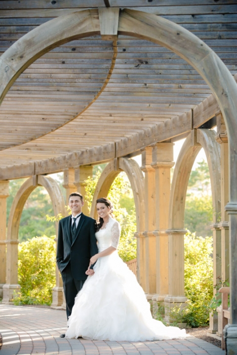 EK-Studios-Wedding-Photographer-Thanksgiving-Point-Bridals-Gardens032-Blog(pp_w480_h720)