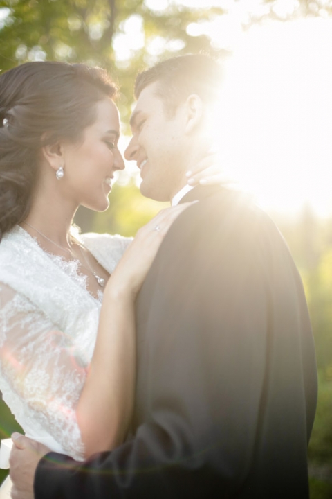 EK-Studios-Wedding-Photographer-Thanksgiving-Point-Bridals-Gardens033-Blog(pp_w480_h720)