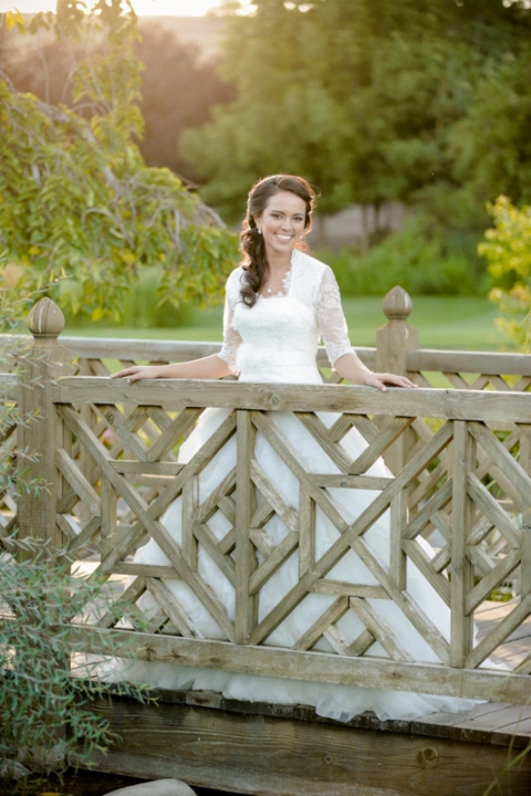 EK-Studios-Wedding-Photographer-Thanksgiving-Point-Bridals-Gardens040-Blog(pp_w480_h720)