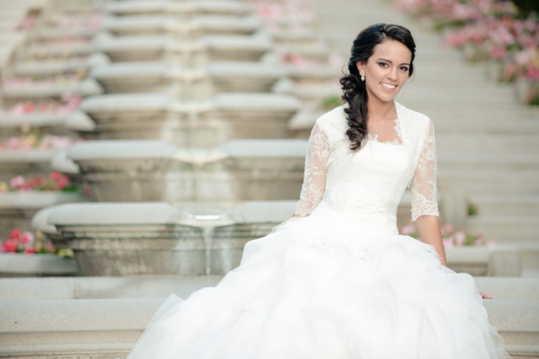 EK-Studios-Wedding-Photographer-Thanksgiving-Point-Bridals-Gardens045-Blog(pp_w768_h512)