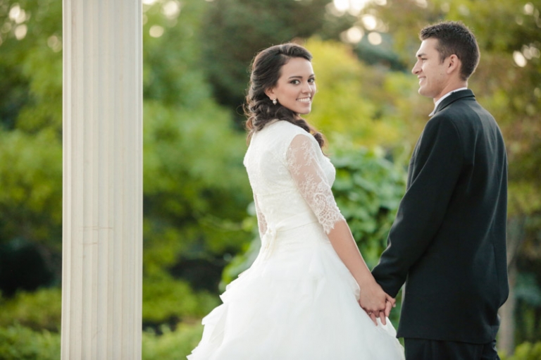 EK-Studios-Wedding-Photographer-Thanksgiving-Point-Bridals-Gardens052-Blog(pp_w768_h511)